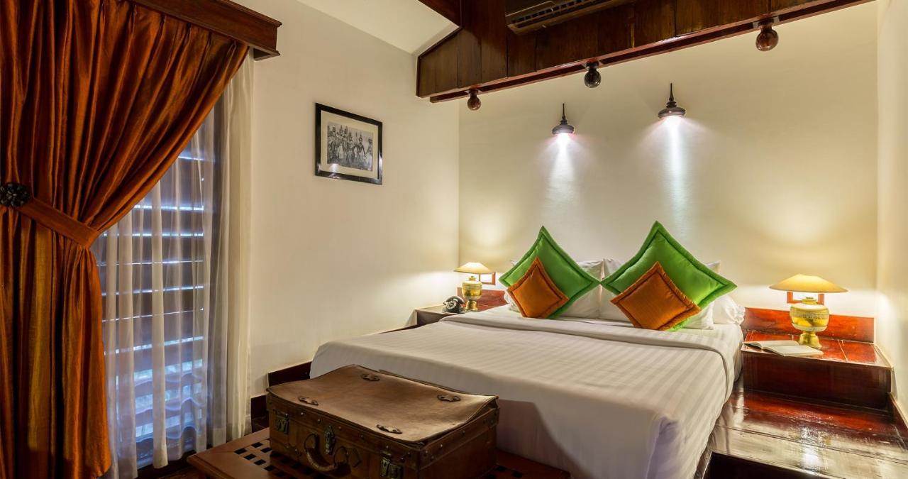 Angkor Village Hotel - Small Luxury Hotels Of The World Siem Reap Exteriör bild A room at the hotel