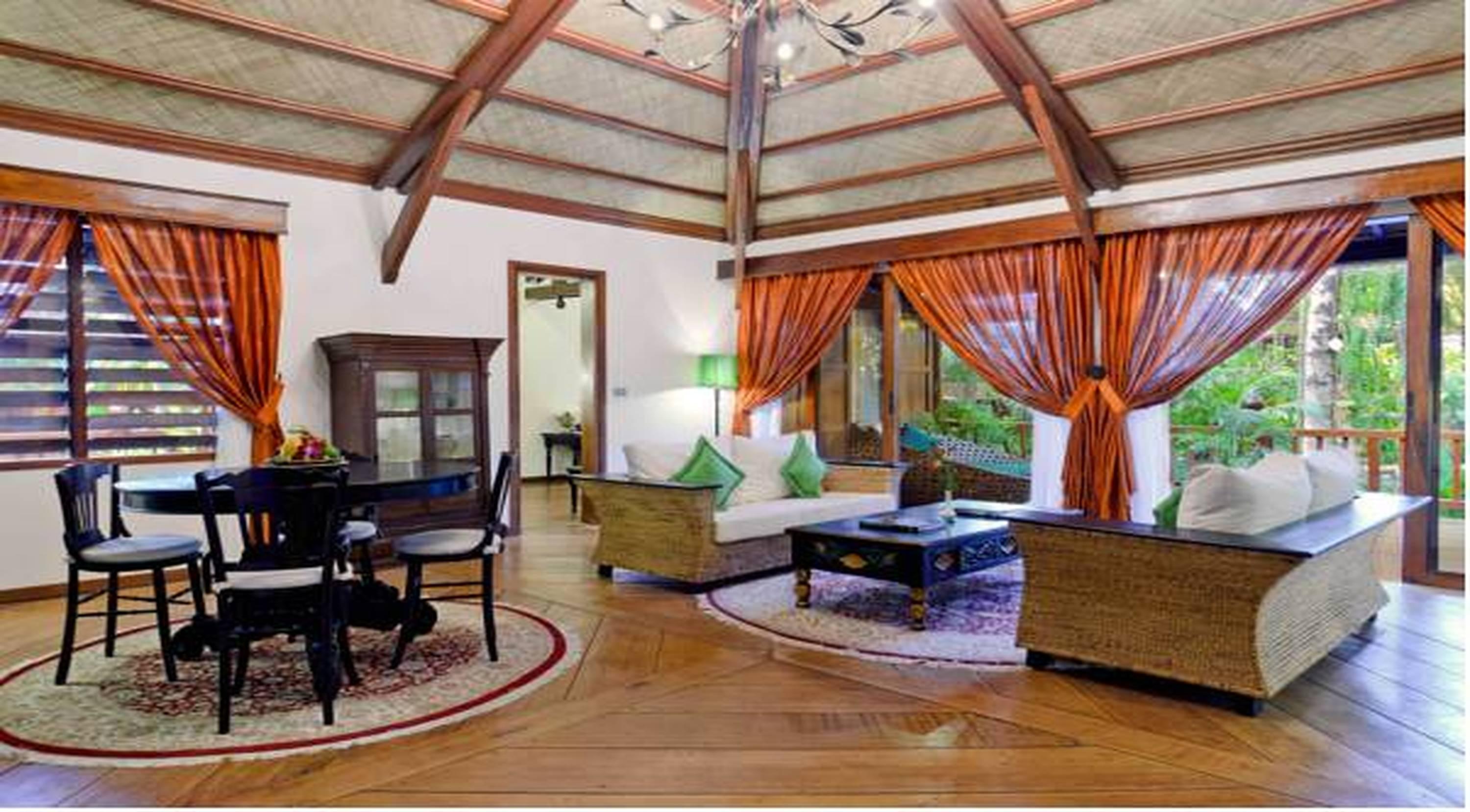 Angkor Village Hotel - Small Luxury Hotels Of The World Siem Reap Exteriör bild Interior of a villa